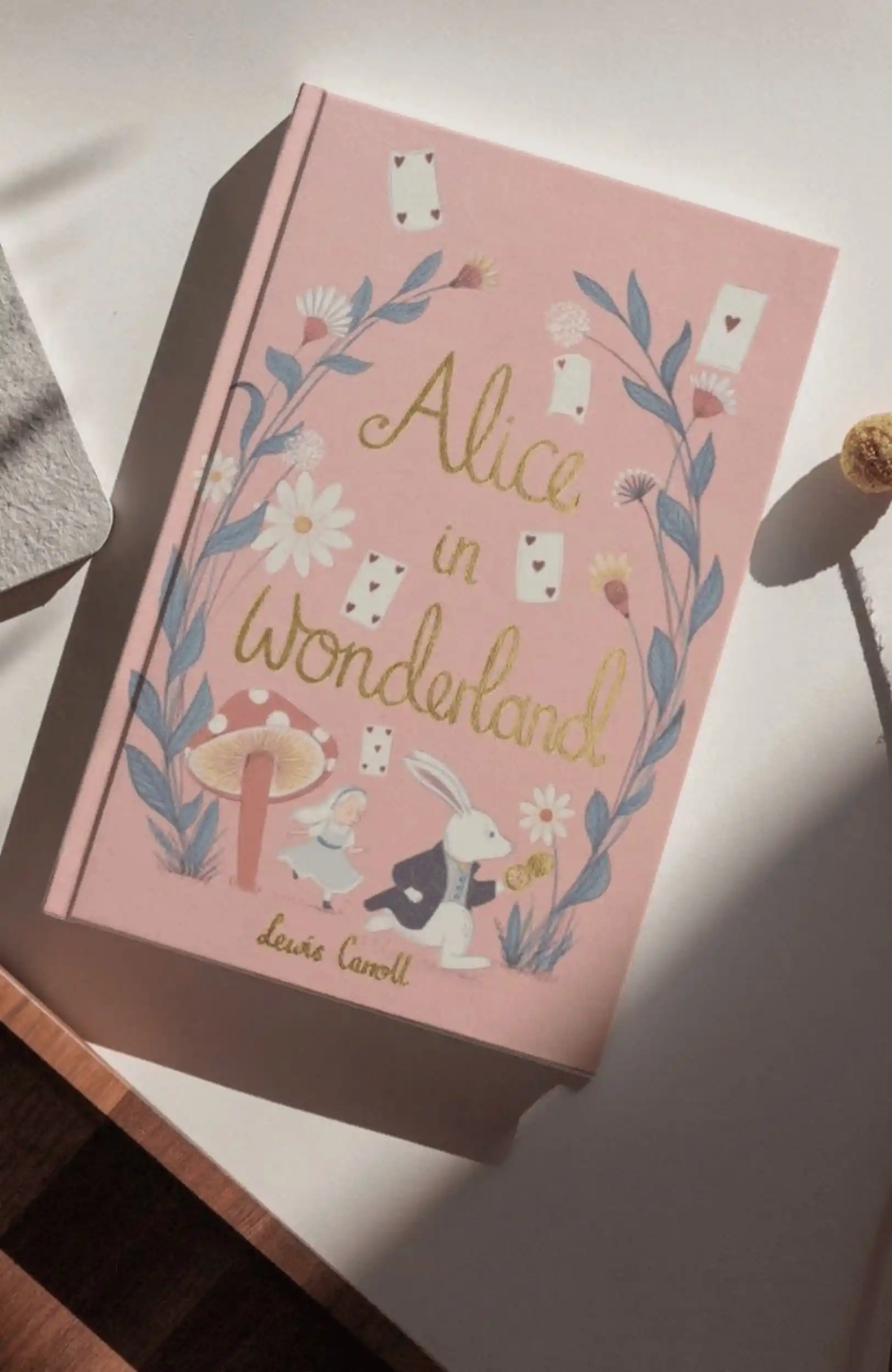 Alice in Wonderland - Wordsworth Collector's Edition | Bookmark & Co