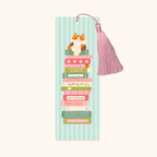 'Cat on stack of books' bookmark | Bookmark & Co | Perfect for young readers
