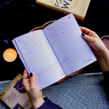 50 page 'dragon reading journal' inside | Bookmark & Co | perfect for younger readers