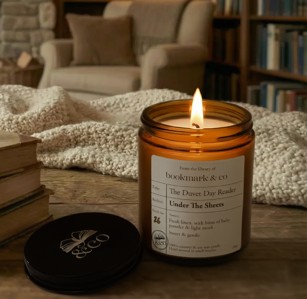 The Duvet Day Reader candle | Bookmark & Co