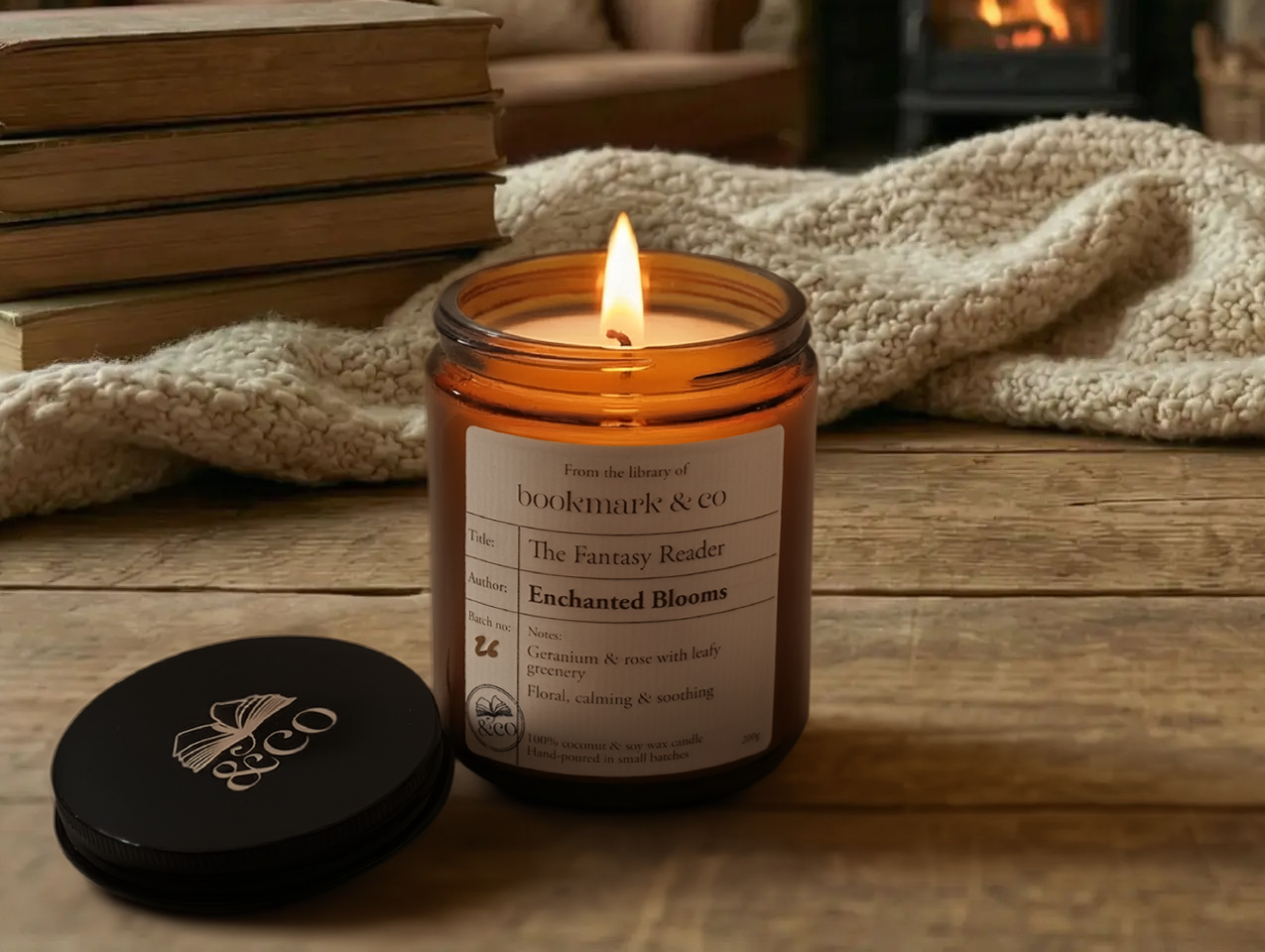 The Fantasy Reader candle | Bookmark & Co
