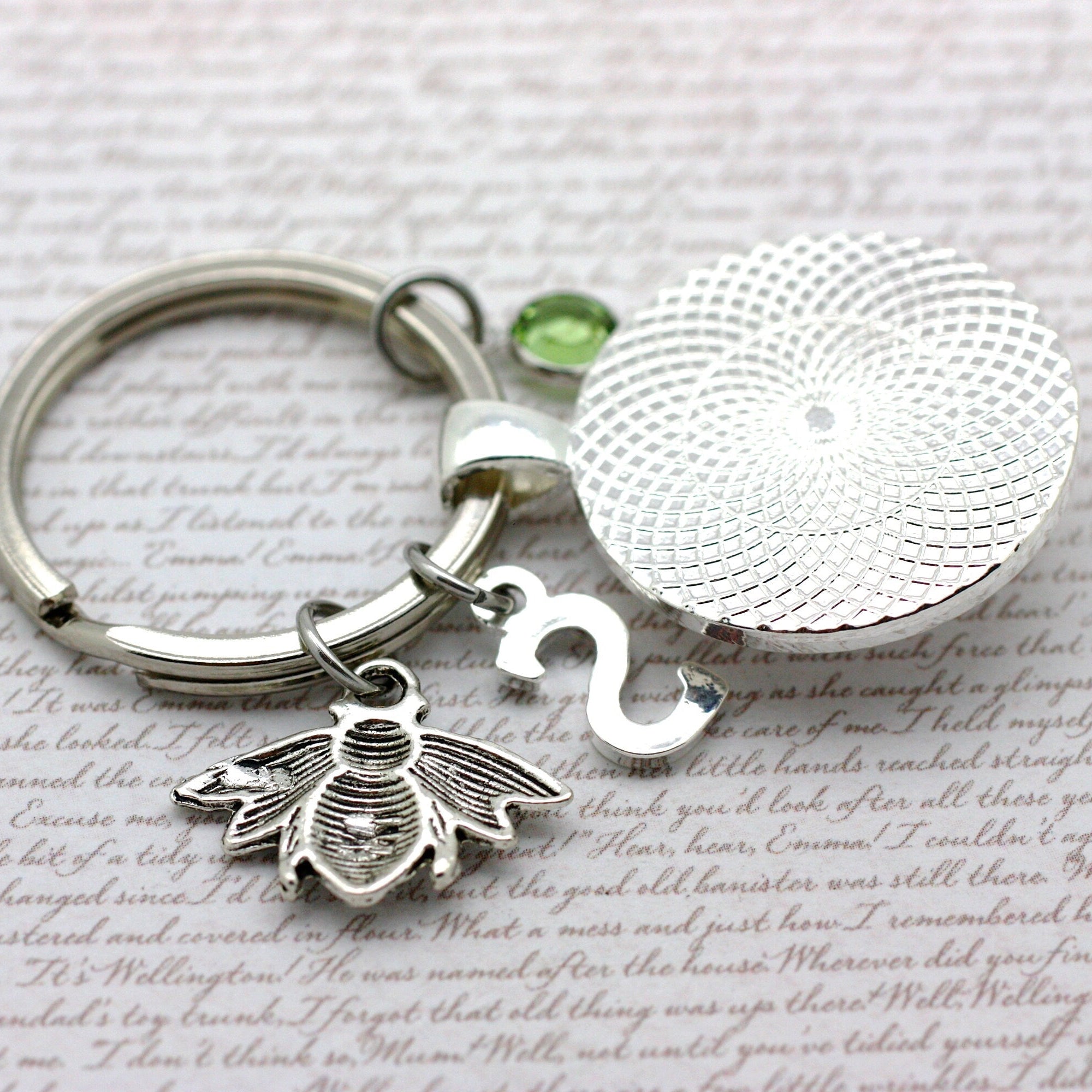Silver keychain with bee charm 